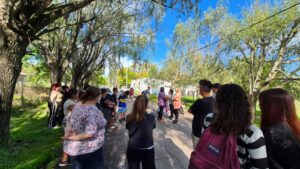 FAMILIAS RECHAZAN LA PRESENCIA DEL MENOR DEL CASO KIM GOMEZ EN LA ESCUELA 41