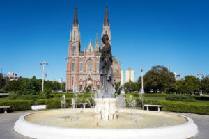 MUNICIPALIDAD RECUPERACIÓN DE ESPACIOS PÚBLICOS FUENTES