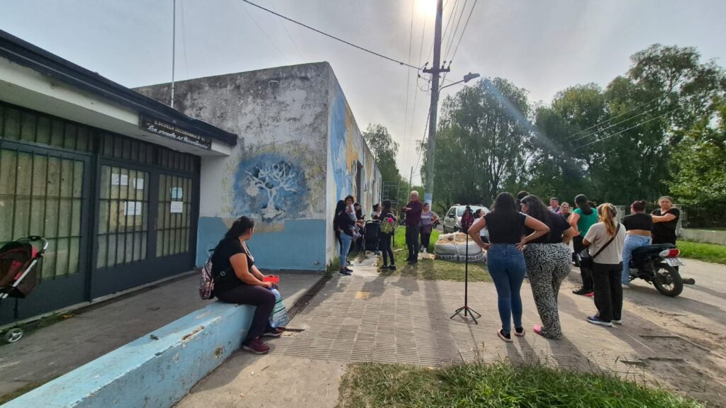 SECUNDARIA 41 ABASTO REUNIÓN