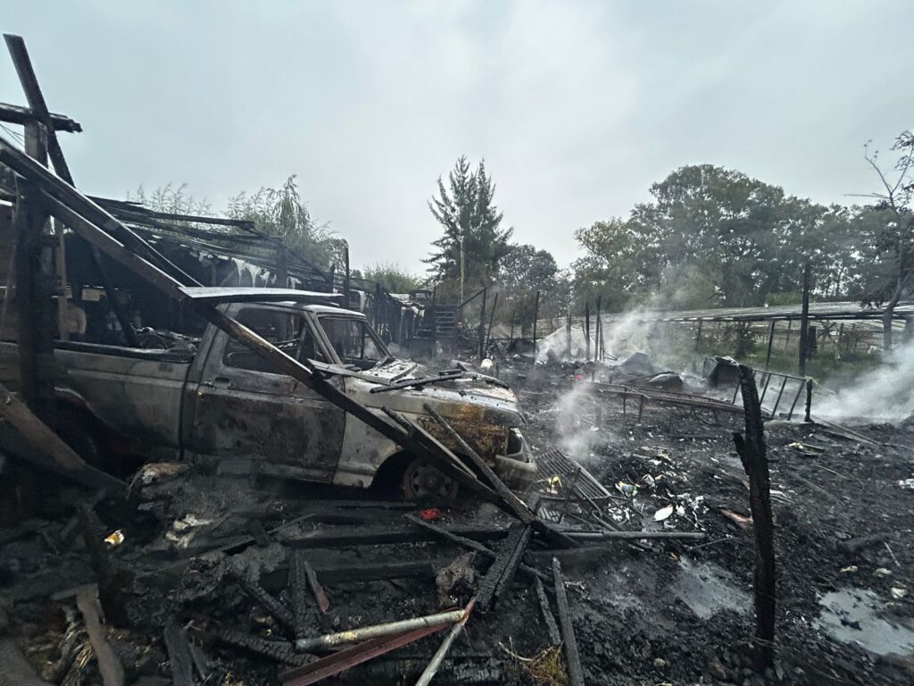 Voraz incendio en 409 entre 209 y diagonal 210-el-peligro-