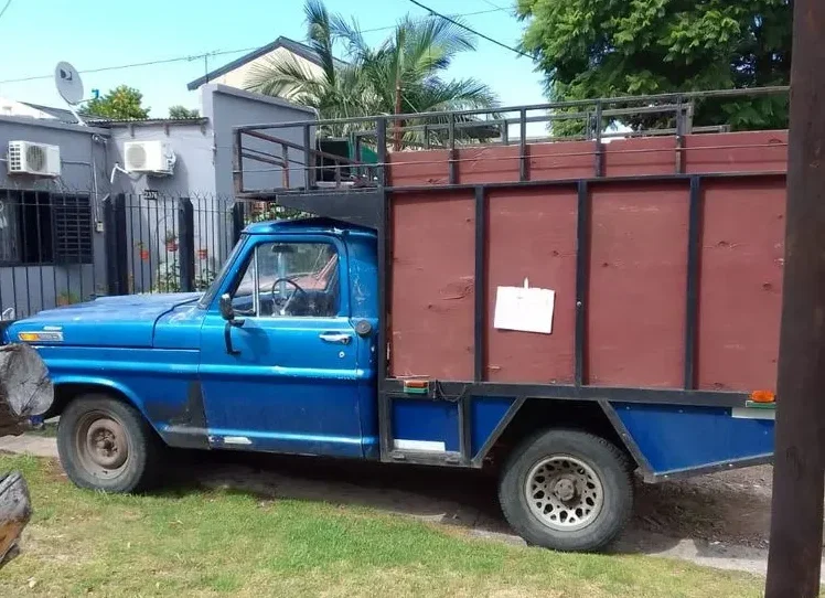 camioneta-ford-robada-san-carlos