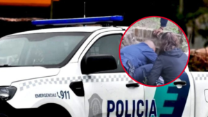 joven-en-zanjón-la-plata-arana