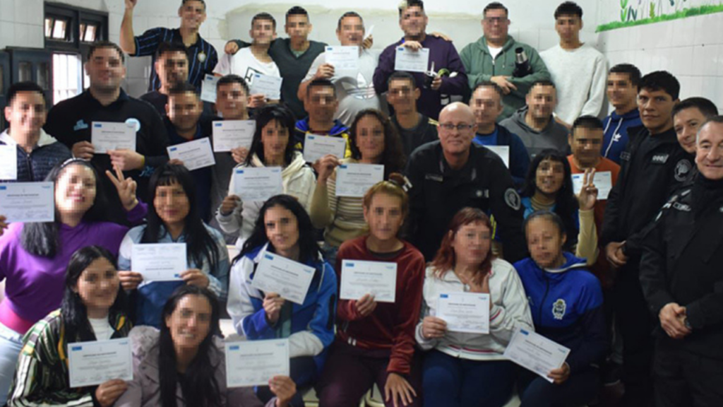 CURSO DE AJEDREZ UNIDAD 61