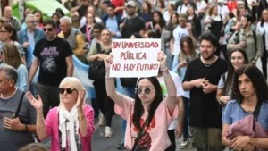 Marcha-universitaria-1