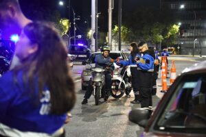 OPERATIVOS-CONTROL-LA-PLATA