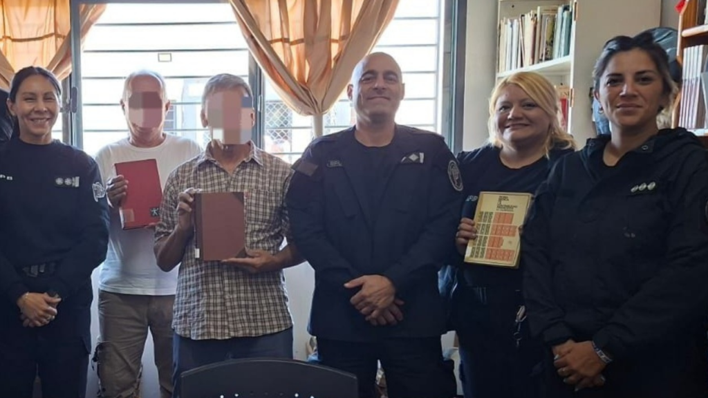 UNIDAD 26 DONACIÓN DE LIBROS OLMOS
