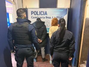 CLMPROBANTES-TRUCHOS-CLINICA-DEL-NINO-DETENIDOS.jpg