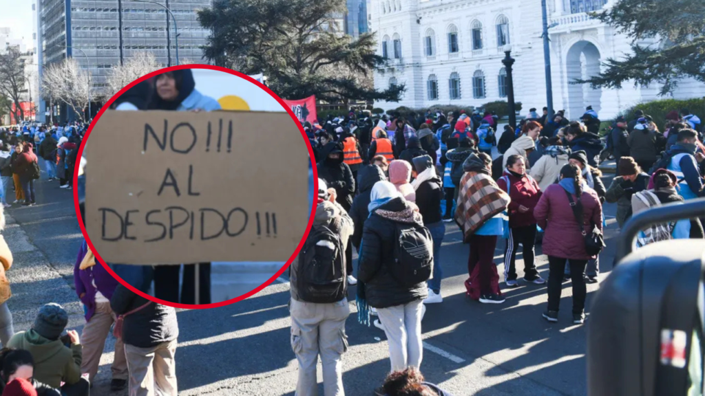 PLAZA-MORENO-PROTESTA-COOPERATIVISTAS-PUESTOS-DE-TRABAJO-
