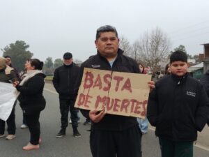 1 CORTE DE RUTA EN EL PELIGRO
