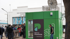 CAJERO LOS HORNOS
