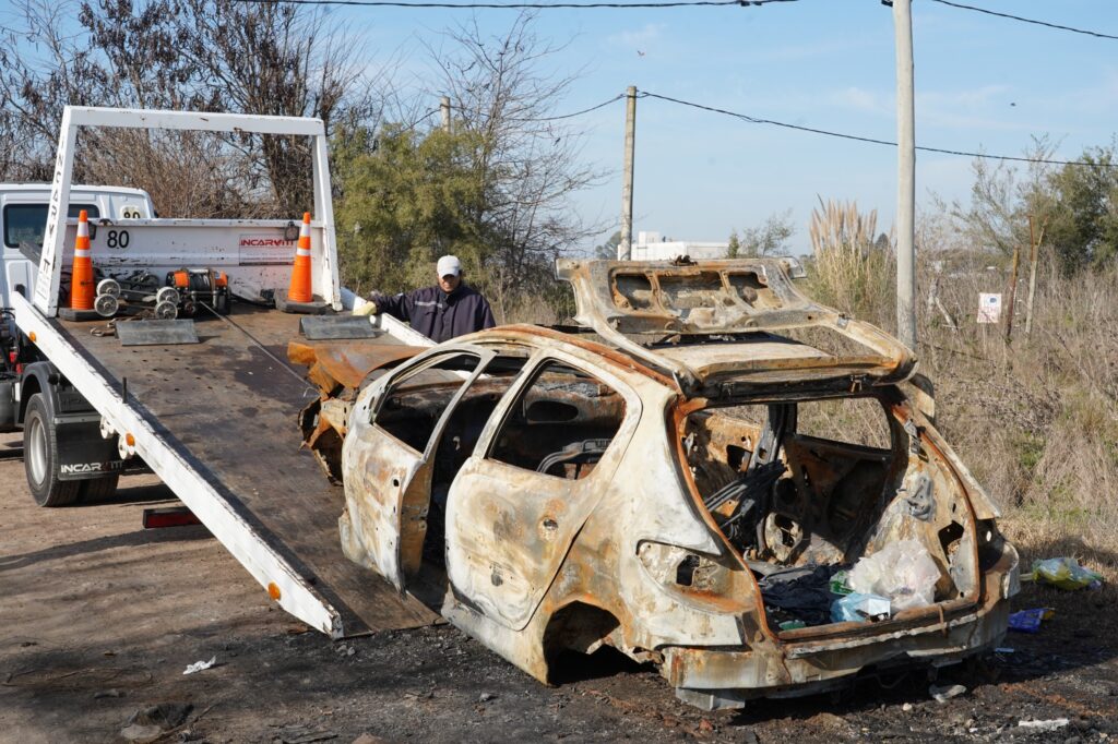 REMOCIÓN DE AUTOS ABANDONADOS