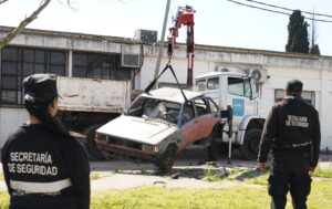 VEHÍCULOS ABANDONADOS