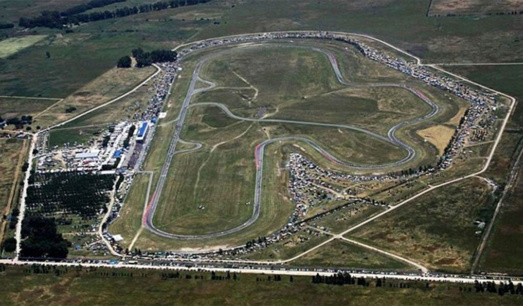 autodromo-mouras-imagen-aerea4453058102141453486.jpg