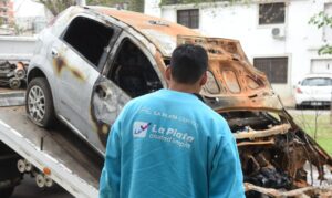 autos-abandonados-retirados-compactados-