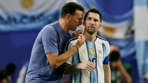 Scaloni y messi