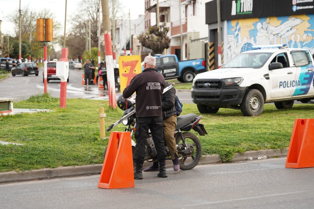 controles-operativos-motos-secuestradas-vehículos
